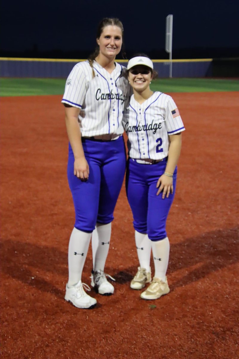abigayilmann24's tweet photo. I got the amazing opportunity to play in the Eastern District senior all star game this past Sunday. It definitely was not what I was expecting, but my teammates and I had fun throughout the whole game no matter the circumstances and created memories that will last forever. https://t.co/xXTAhblM3Y