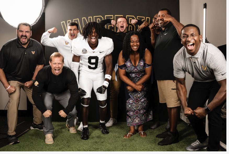 Josiah Broxton (@jobroxtan) on Twitter photo After a great Official visit and discussion with my family I am 1000% committed to Vanderbilt University!! Anchors down⚓️⚓️ <a href="/Coach_Lezynski/">Nick Lezynski</a> <a href="/Coach_Lea/">Clark Lea</a> <a href="/JaxonYork02/">Jaxon York</a> <a href="/scout_aldomu/">Aldo Murià</a> <a href="/NickyV05/">Nik Valdiserri</a> <a href="/hardingharper/">Harding Harper III</a> <a href="/bartonsimmons/">Barton Simmons</a> <a href="/HickmanJarrod/">Coach Jarrod Hickman</a> <a href="/julius_harley/">Julius Harley</a> <a href="/FloridaHighFB/">FloridaHigh Football</a> After a great Official visit and discussion with my family I am 1000% committed to Vanderbilt University!! Anchors down⚓️⚓️ <a href="/Coach_Lezynski/">Nick Lezynski</a> <a href="/Coach_Lea/">Clark Lea</a> <a href="/JaxonYork02/">Jaxon York</a> <a href="/scout_aldomu/">Aldo Murià</a> <a href="/NickyV05/">Nik Valdiserri</a> <a href="/hardingharper/">Harding Harper III</a> <a href="/bartonsimmons/">Barton Simmons</a> <a href="/HickmanJarrod/">Coach Jarrod Hickman</a> <a href="/julius_harley/">Julius Harley</a> <a href="/FloridaHighFB/">FloridaHigh Football</a>