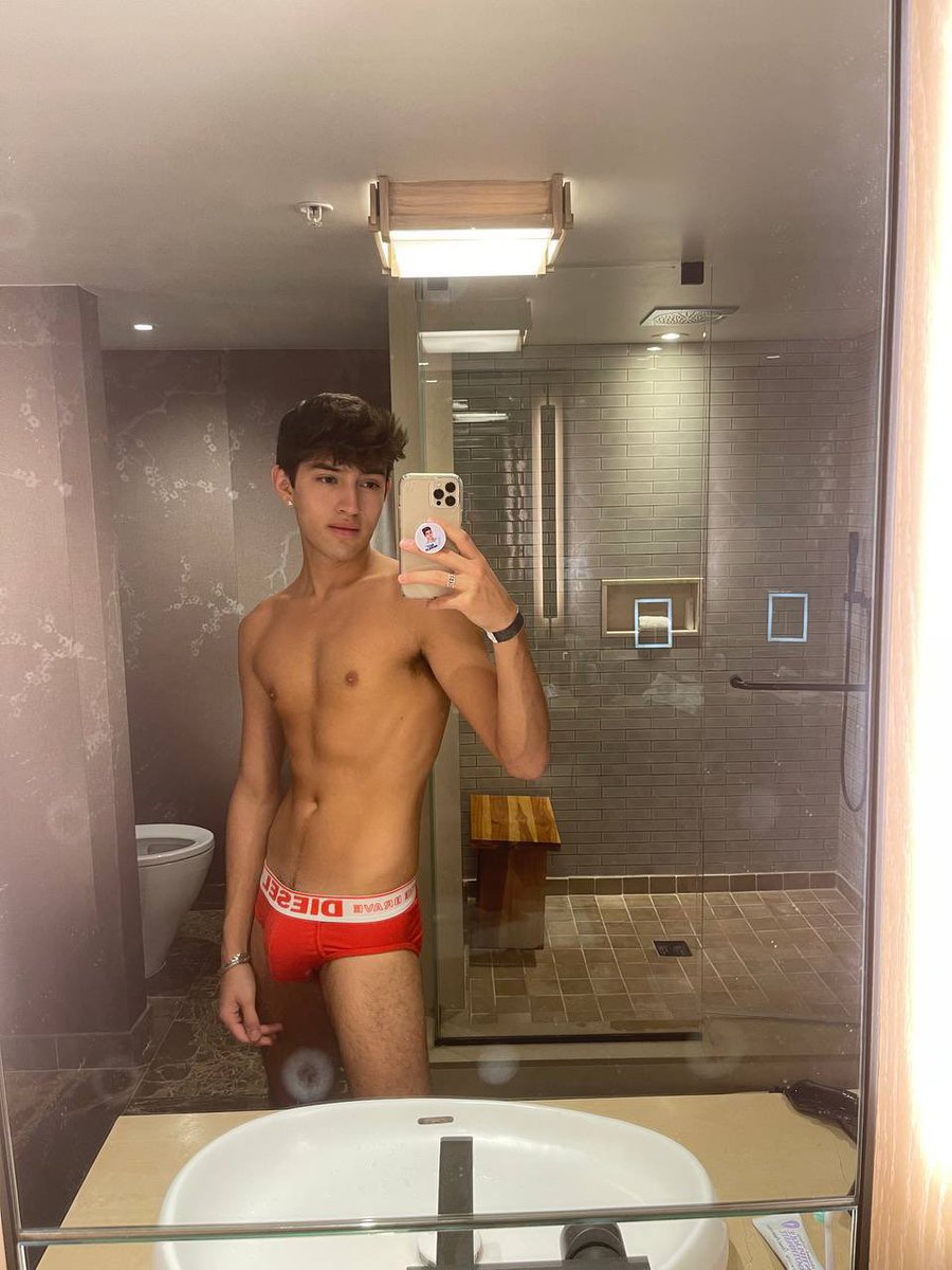 sexy stephen tweet media