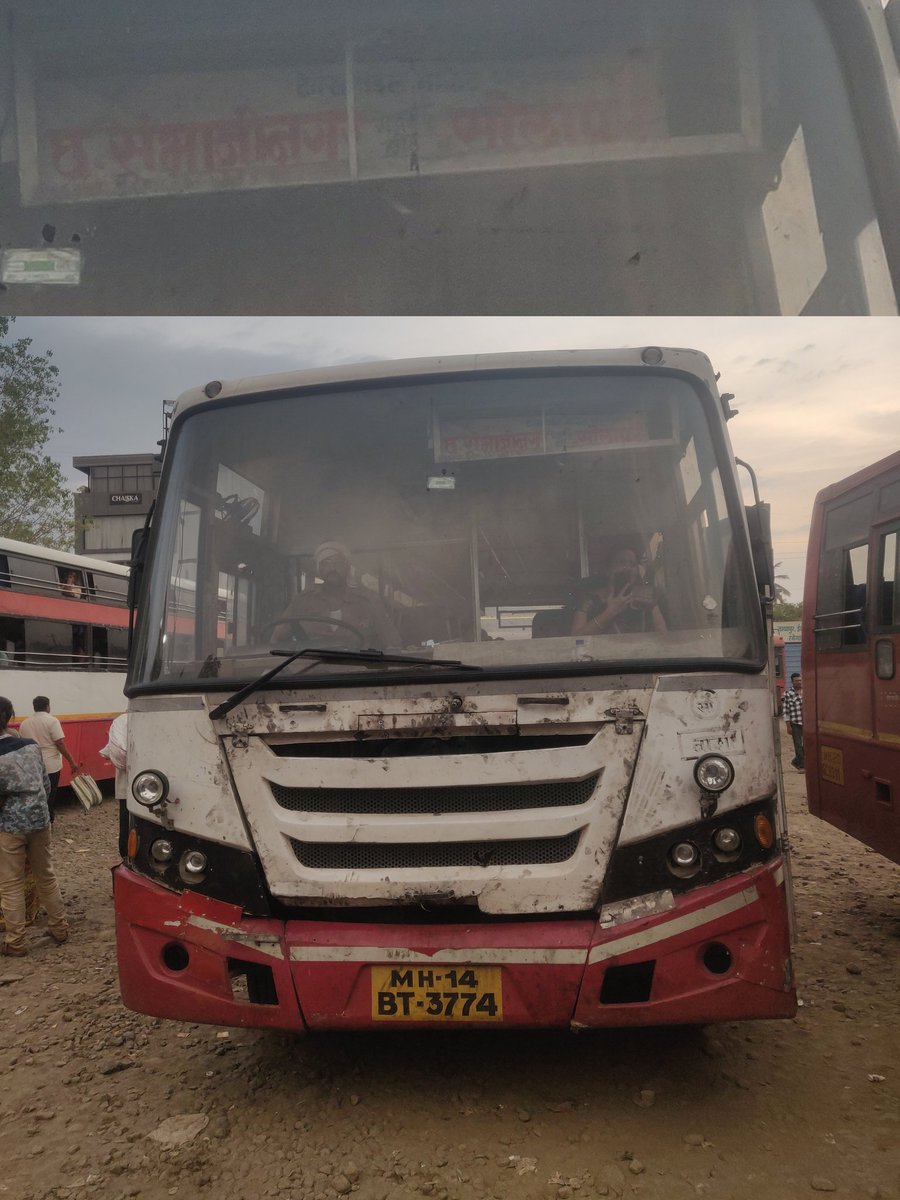 Kapsee9's tweet photo. (On 2nd June 2024 around 5-7pm) This Bus driver at Beed Bus Stand denied passengers from taking them to Solapur, which was supposed to be the final destination of this Bus. @msrtcofficial @mieknathshinde https://t.co/h0VB3qeN4c