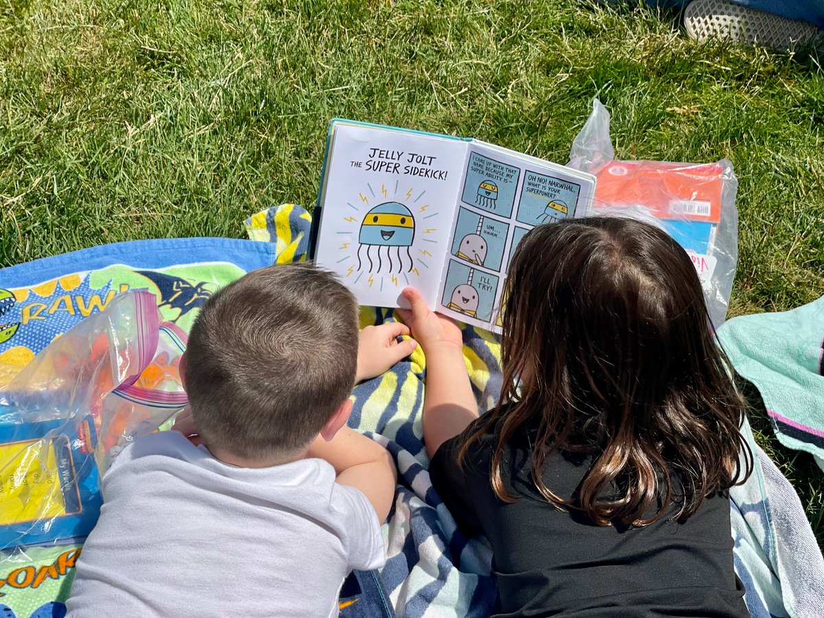 PtBoroSchools's tweet photo. Nellie Bennett students and staff kicked off Summer Reading with "Beach Towel and a Book Day!" ☀️📚 #PantherPath https://t.co/v4dG5KNGa5