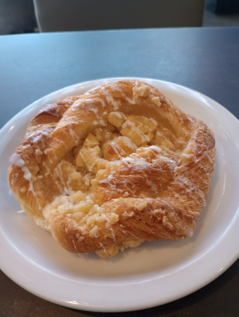 Taking some personal time to eat a whole ass breakfast at Cafe Lucce before therapy. Also thinking about doing some writing as well. #breakfastbitch