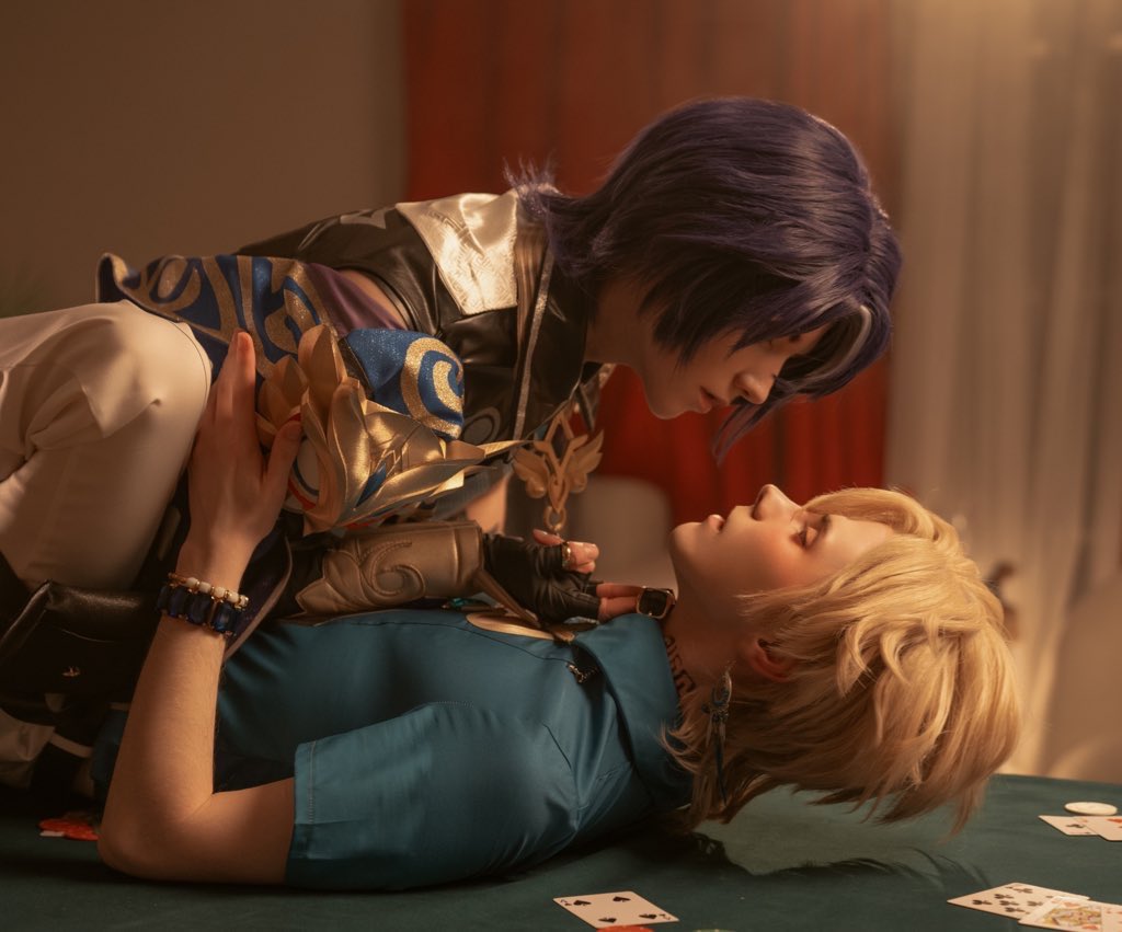 OvsyanArt's tweet photo. [ Royal Flush | part 2 ] 
#RatioRine #aventio https://t.co/GsS0Vd89YN