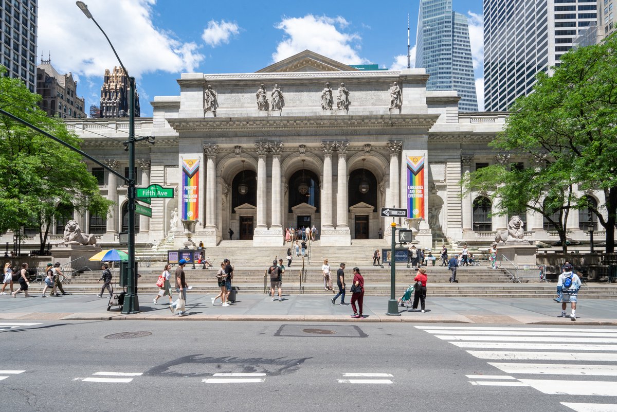 nypl's tweet image. The New York Public Library is here for #PrideMonth!
Check out all the fun programs at branches in the Bronx, Manhattan, and Staten Island—like Library After Hours on 6/7, film screenings, craft sessions, and more. 🏳️🌈 #LibrariesAreForEveryone on.nypl.org/4aLwCow