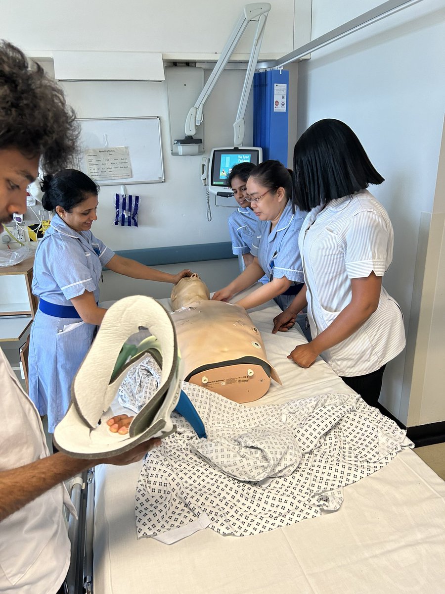C-spine Collar fitting and care session with the teams up on C8 &amp; D8 this afternoon, using both the Aspen and Miami-J 💆‍♂️ #Safe #Excellent #Trauma #Orthopaedics <a href="/CUH_NHS/">Cambridge University Hospitals NHS</a>