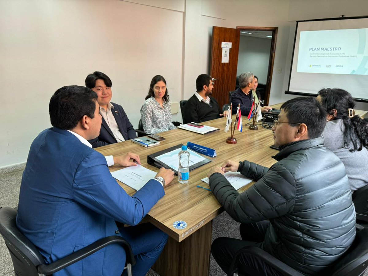 ctaparaguay's tweet photo. 📌Presentación de Plan Maestro de Desarrollo y Mejora del CTA SNPP-MTESS sobre los principales resultados obtenidos del diagnóstico realizado, siendo entidad responsable la @KOICA_Paraguay 🇵🇾 y entidad colaboradora #CEPROCAL
🧵👇 https://t.co/XMQzCh2VuA