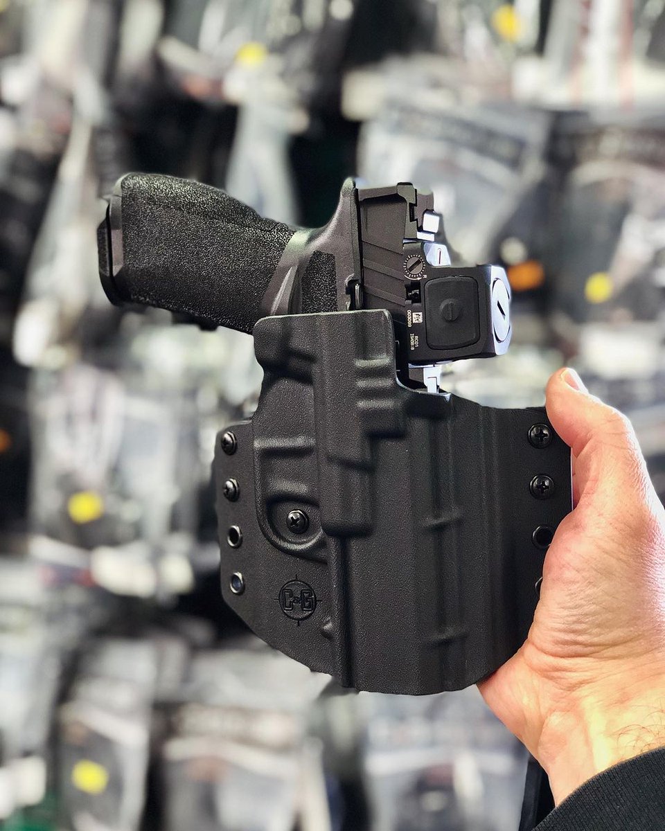 Trijicon's tweet image. Up your EDC game.

📷 IG: pro_armament

#TrijiconRCR #ReflexSight