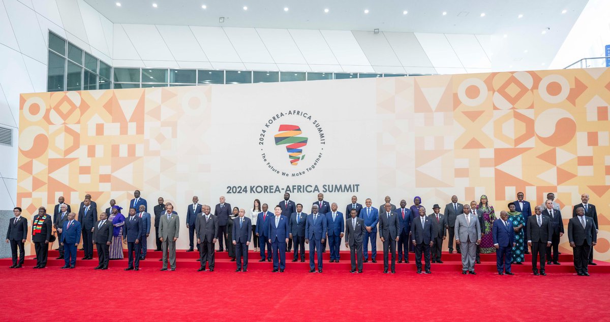 Movemeback tweet media