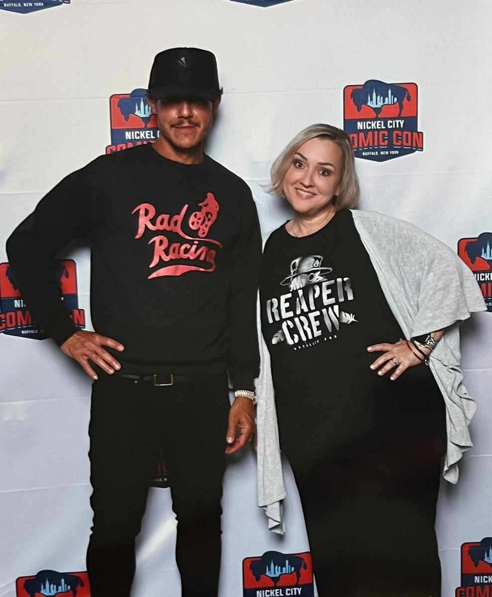 MelyndaE's tweet image. Happy happy birthday @Theorossi 👑 I hope you have the most magical day ever and will see you this weekend!! #SAMFAM #THEOrypod