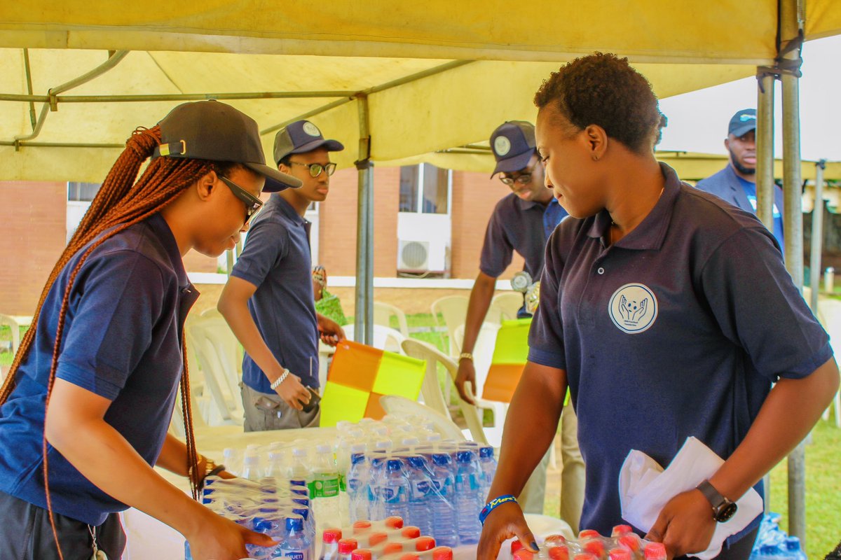 jm9foundation's tweet photo. Throwback to our Maiden Event 2022.
In partnership with Abuja Childrens Home.

#jm9foundation #socialinclusion #empowerorphans #humanitarianintervention #football https://t.co/8x5pcK2KJF