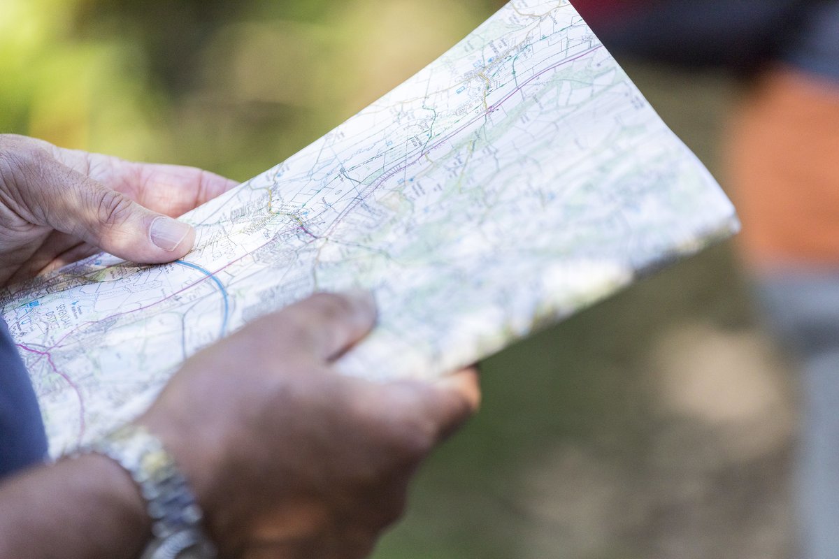 NorthDownsWayNT's tweet photo. Did you know that 1 in 5 of us aren't very confident in reading maps? 🗺️ It's a great skill to help keep you safe and feel confident outdoors. 🌳📍 For #NationalMapReadingWeek @OrdnanceSurvey are inviting people to brush up on their skills https://t.co/RpPsWDhZeK https://t.co/ayqnQZyi8A