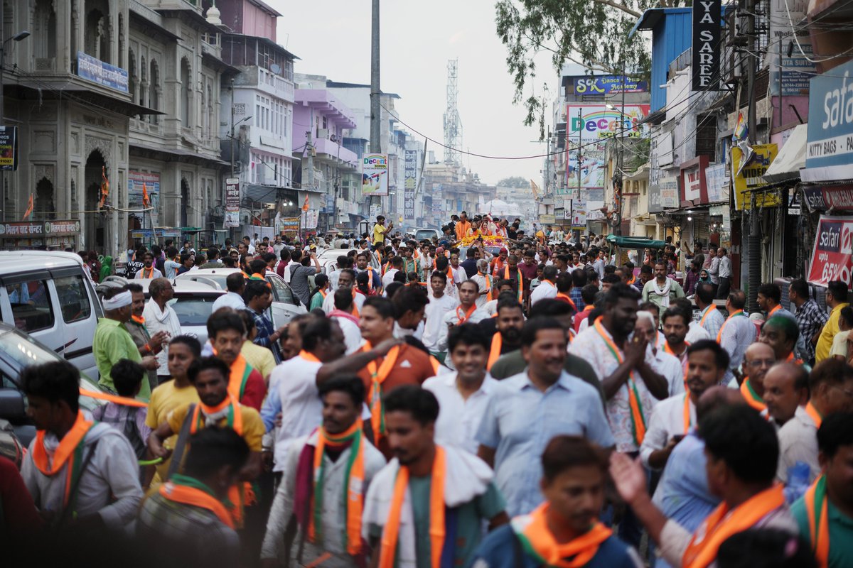 ombirlakota's tweet photo. इस स्नेह और आशीर्वाद के लिए कोटा-बून्दी की देवतुल्य जनता को नमन  
#kota #bundi https://t.co/v2QmpWS58J