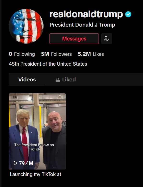 HYVEE7's tweet image. The REAL President, Trump is now on TikTok.
He can bypass #mockingbirdmedia 

Overnight gets millions of views and follows.
Biden? Gets a fraction of that over MONTHS.

#Trump #WeAreTheNewsNow 

tiktok.com/@realdonaldtru…
