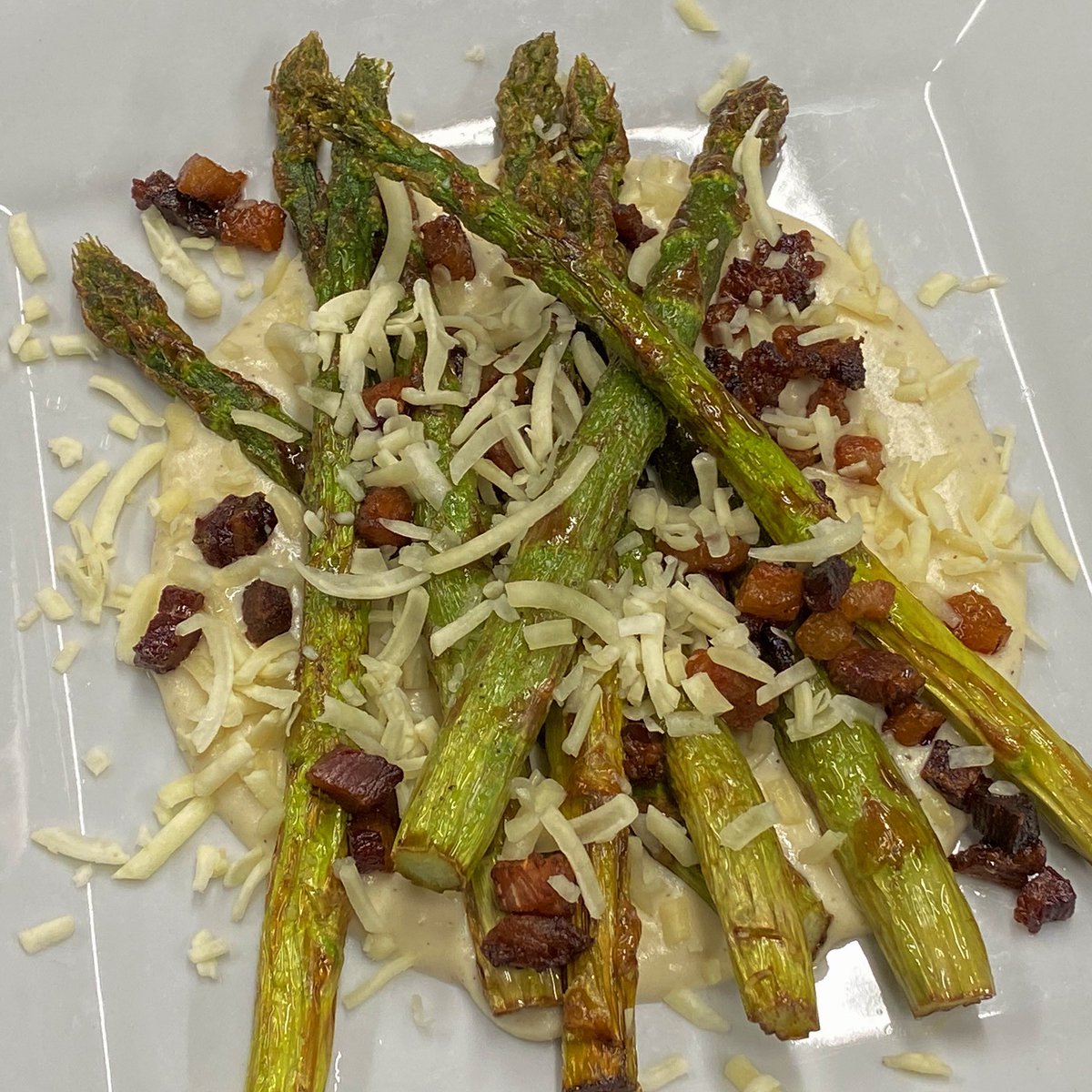 FencelineBeer's tweet photo. Eat your vegetables!
...and pancetta.
...and cheeeeese...😋

As we're nearing the end of asparagus season, we have an appetizer special this week:

𝗔𝗦𝗣𝗔𝗥𝗔𝗚𝗨𝗦 &amp; 𝗣𝗔𝗡𝗖𝗘𝗧𝗧𝗔—w/our house-cured pancetta, béchamel, &amp; Gruyère cheese. 

Available starting 6/5 at 5:00. https://t.co/hRaj7zWYZs