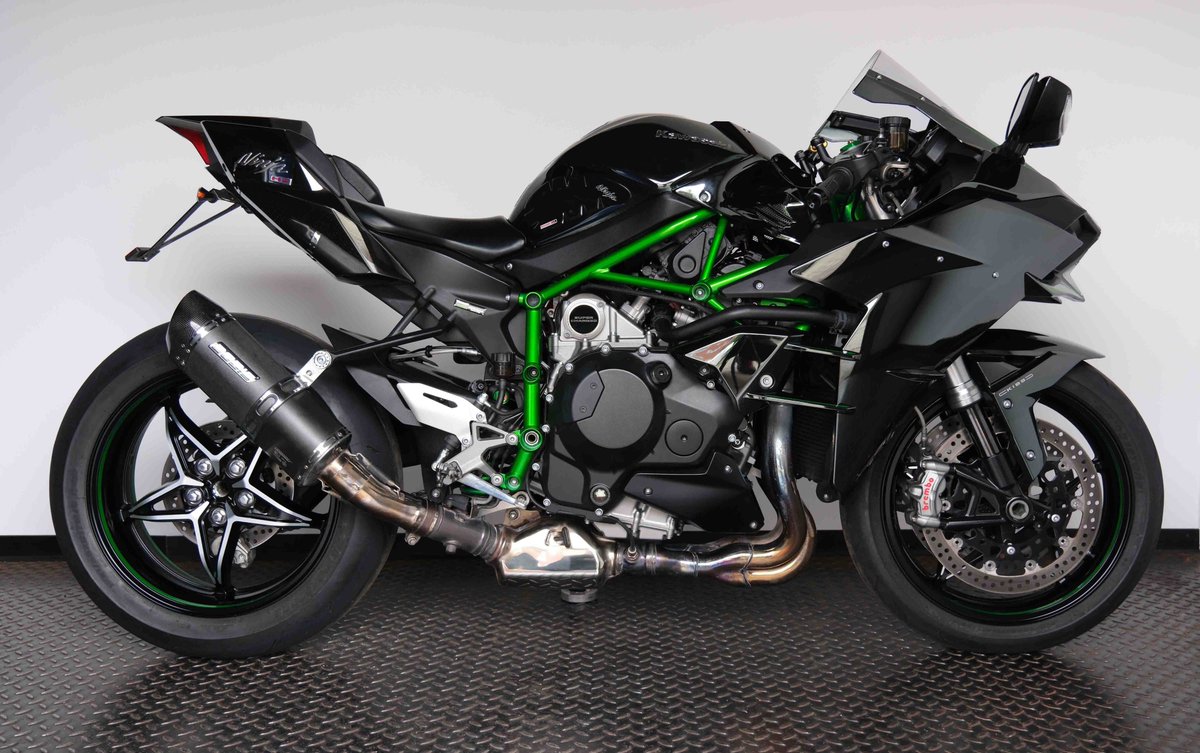 MotorradFuchs's tweet image. Motorrad-Fuchs, Osnabrück 
presents:
KAWASAKI NINJA H2 FIRST EDITION
motorrad-fuchs.com/en/single,1631…