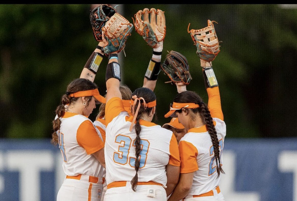 Giuliana Youcantsayitanyway tweet media