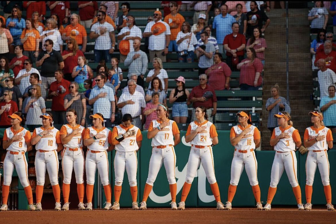 Giuliana Youcantsayitanyway tweet media