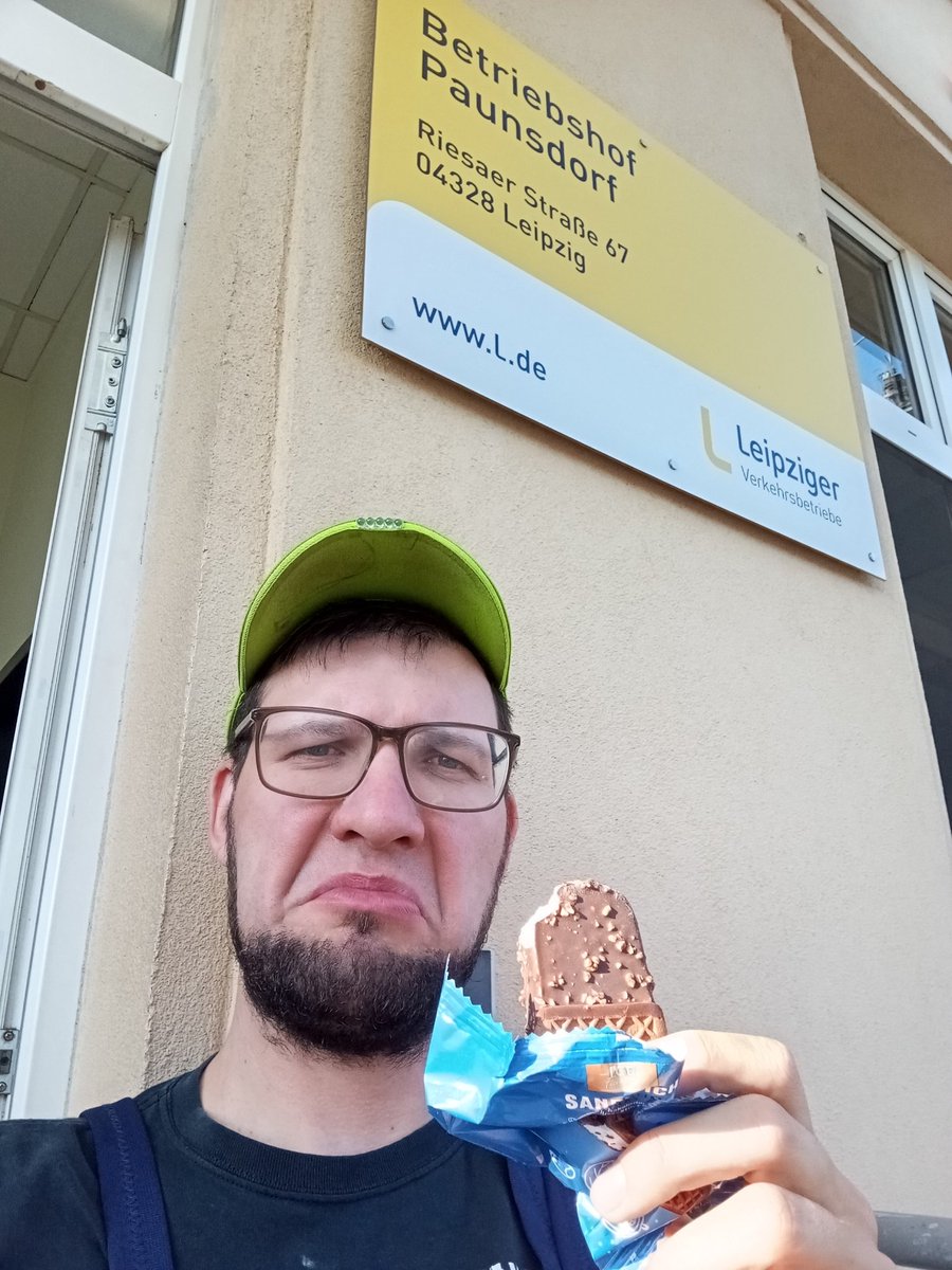 Der Gumbles tweet media