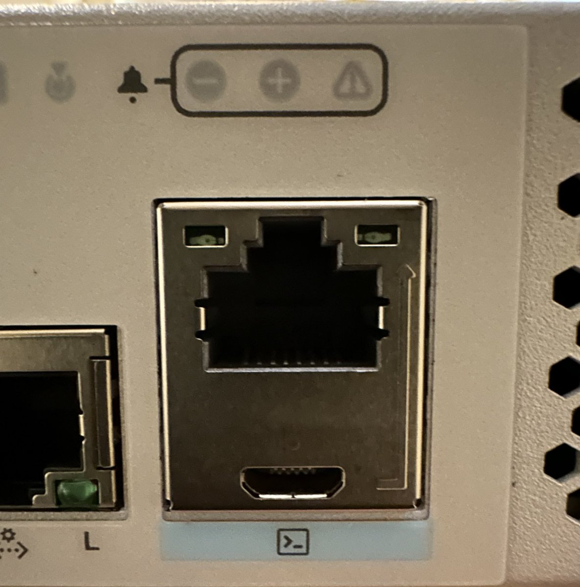 What’s the ETA on a USB-C console connection <a href="/Cisco/">Cisco</a>? <a href="/CiscoLive/">CiscoLive</a> #CiscoLive #TFDx