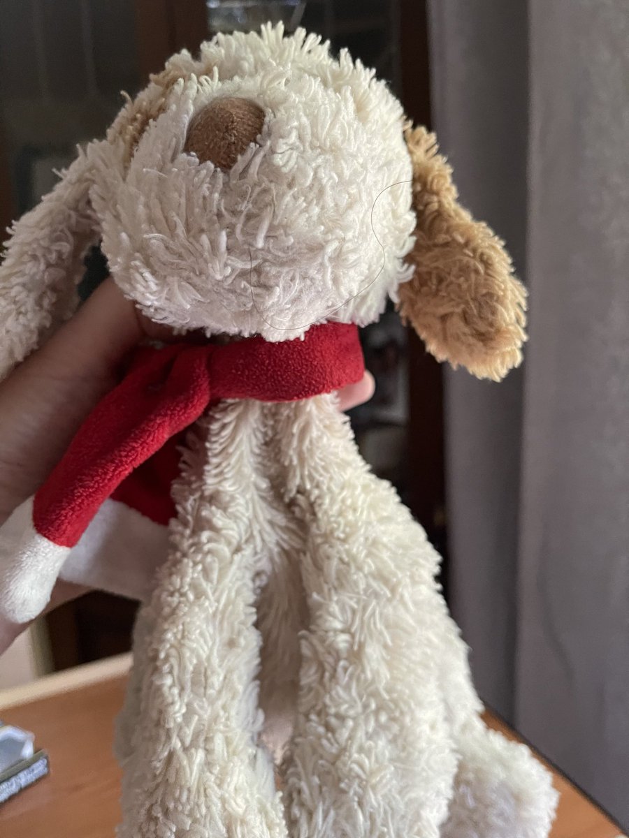 MariaHotWheels's tweet photo. @premierinn 2/2 IM COMPLETELY HEARTBROKEN IT HOLDS HE HAS BEEN THROUGH IT ALL @premierinn Croydon has said there nothing more they can do I even asked if they could contact the people who do the bedding #helpmetobereuited #findpatch #lostteddy https://t.co/1TUNVhPVwR