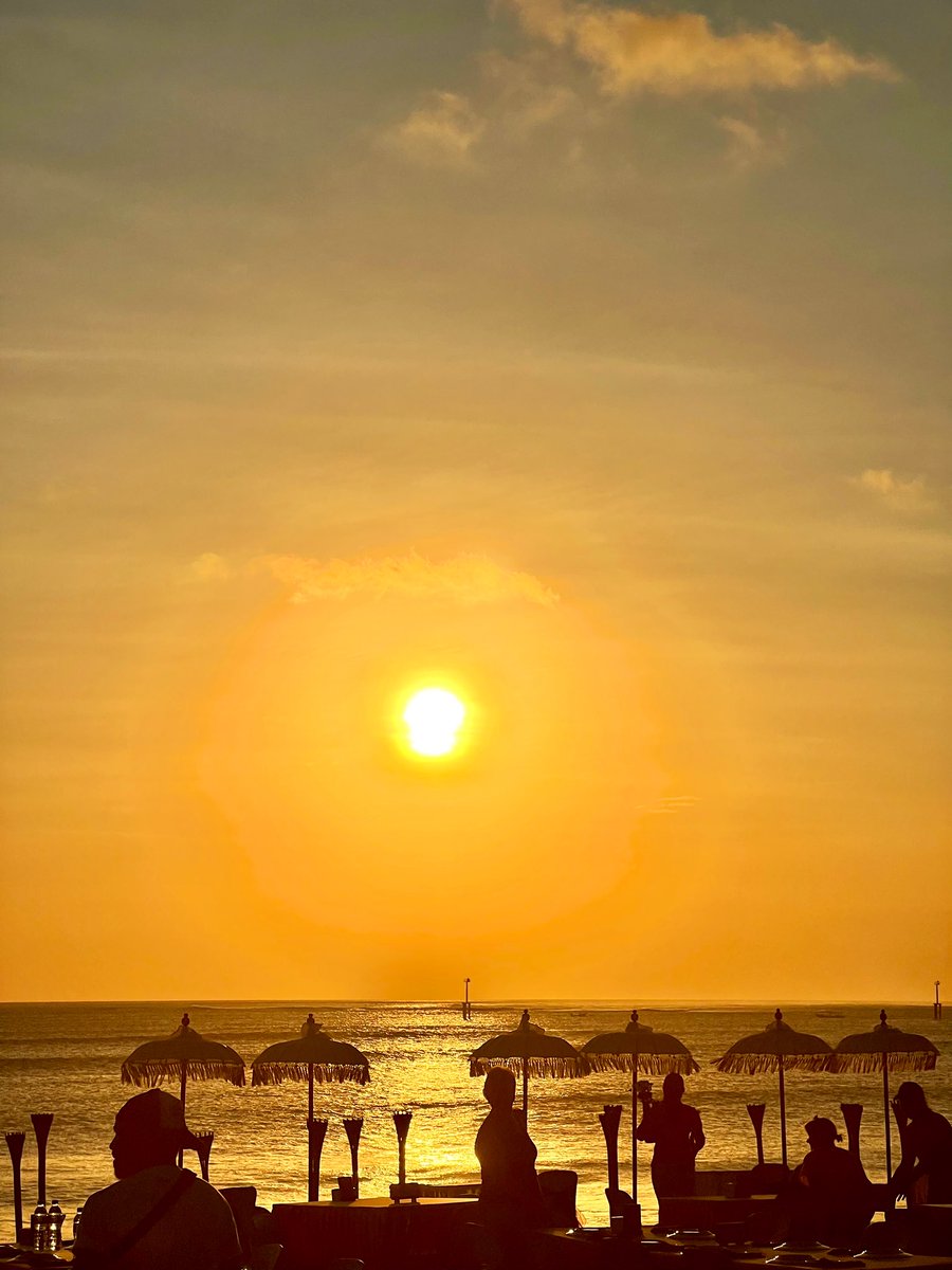 Pınar Sarımehmetoglu (@pinaremirey) on Twitter photo 