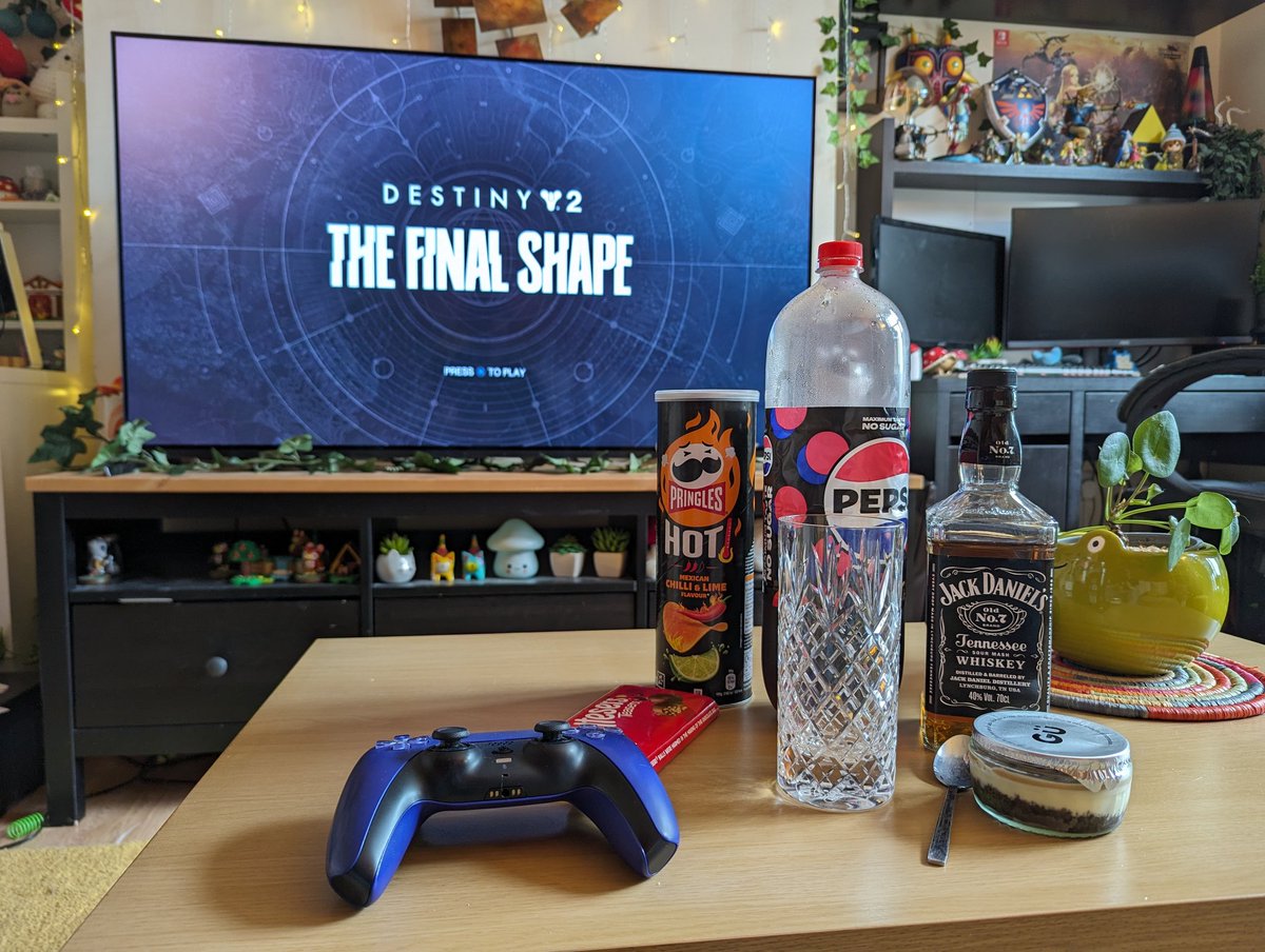 DynamoLink's tweet photo. 10 years has led to this moment. I'm so ready for this!! #destiny2 #thefinalshape https://t.co/n5D85g5lgV