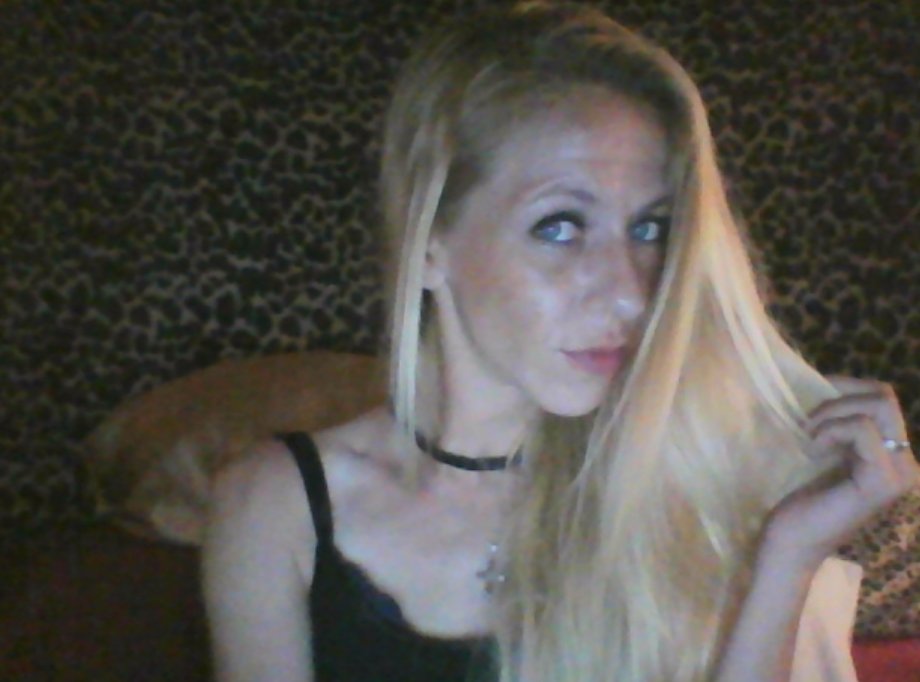 AntoniaKiss69's tweet photo. Ich will ficken bis du mich zum schreien bringst! https://t.co/o2JL64thBg