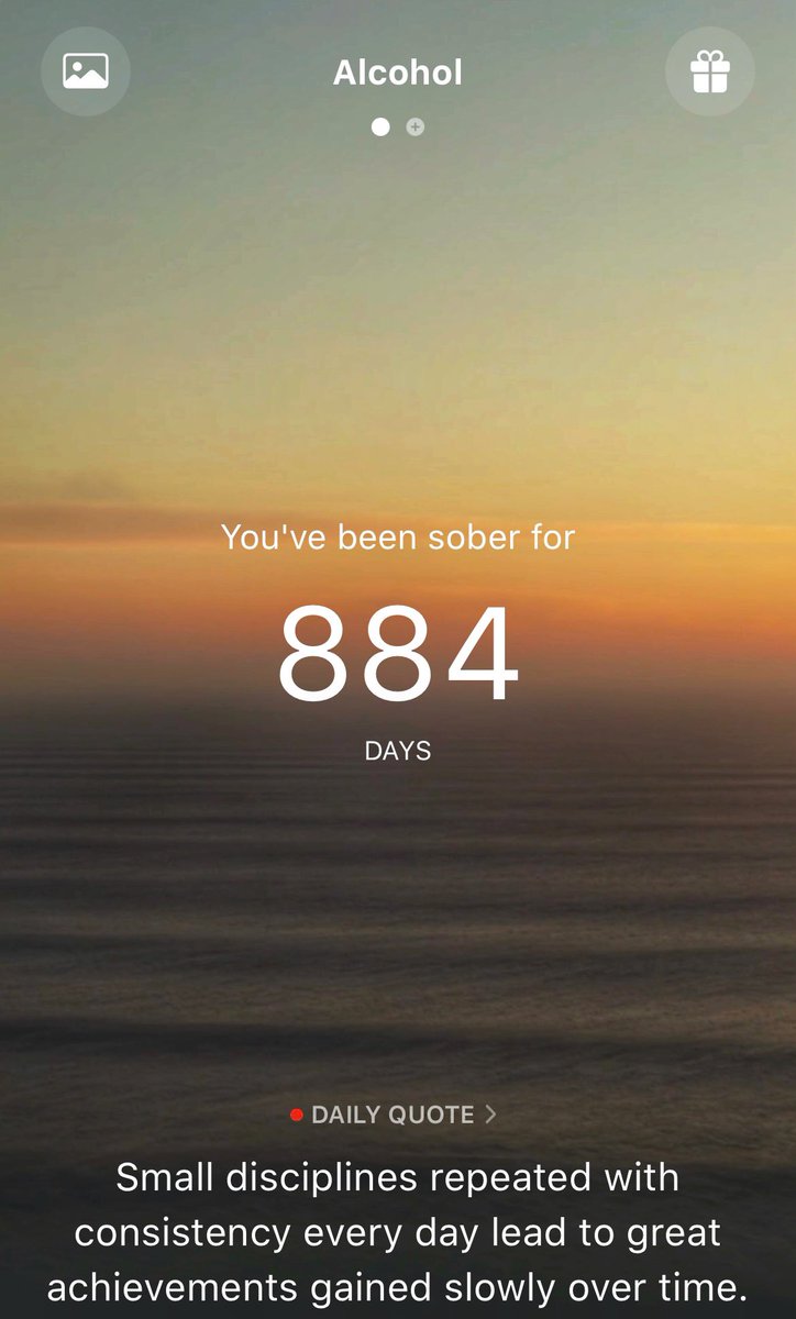 Sober 884 Days. 🙏🏽