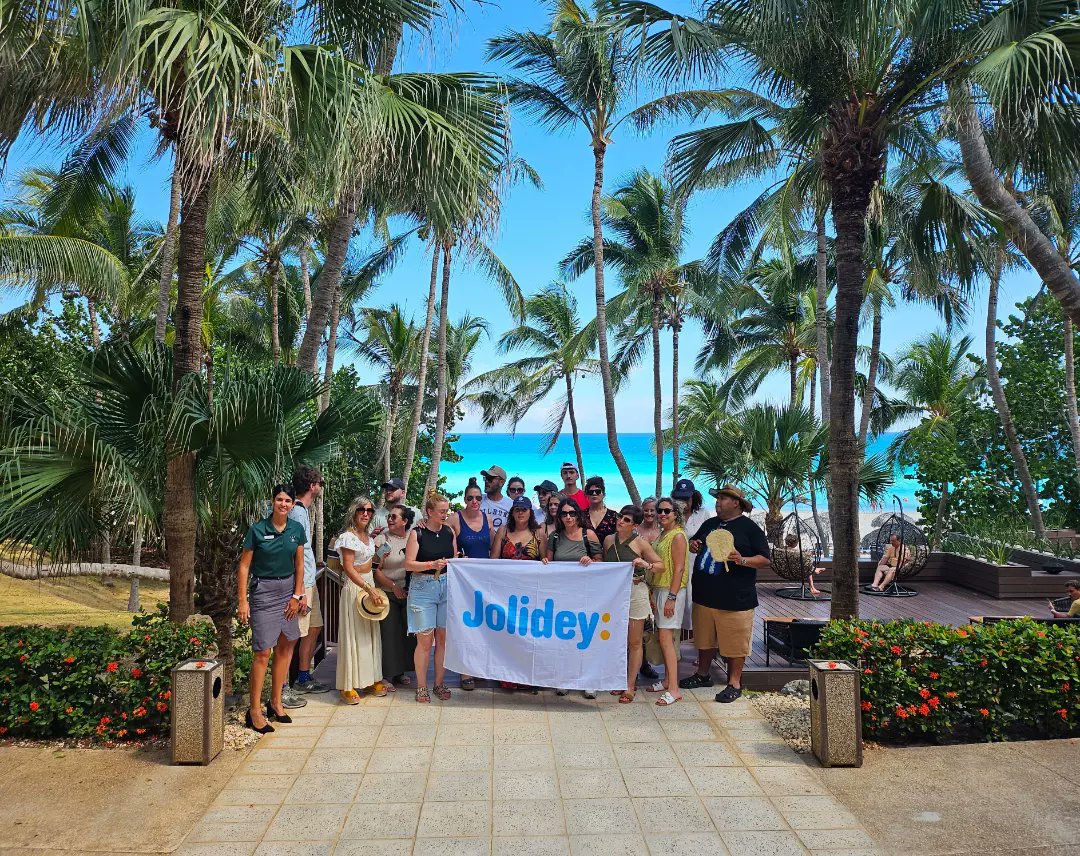 MeliaLasAmerica's tweet photo. España en la casa !!!  🇪🇦 🇨🇺
Recibimos un grupo FAM con agentes de viaje de #Avoris que conocieron sobre los servicios y los principales eventos que se realizan en nuestro hotel #MeliaLasAmericas 
#GolfMeliaCuba #ViveYPunto #CubaUnica https://t.co/Uso3530syV