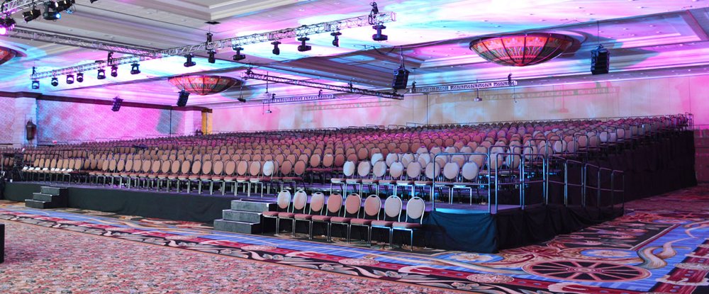 In_Depth_Events's tweet image. 🎉 From elevated seating to star-studded concert platforms, we've got the riser rentals that'll make your event pop! 😎 Trust In Depth Events to provide risers that are both safe and stylish, meeting all building codes and ADA requirements.