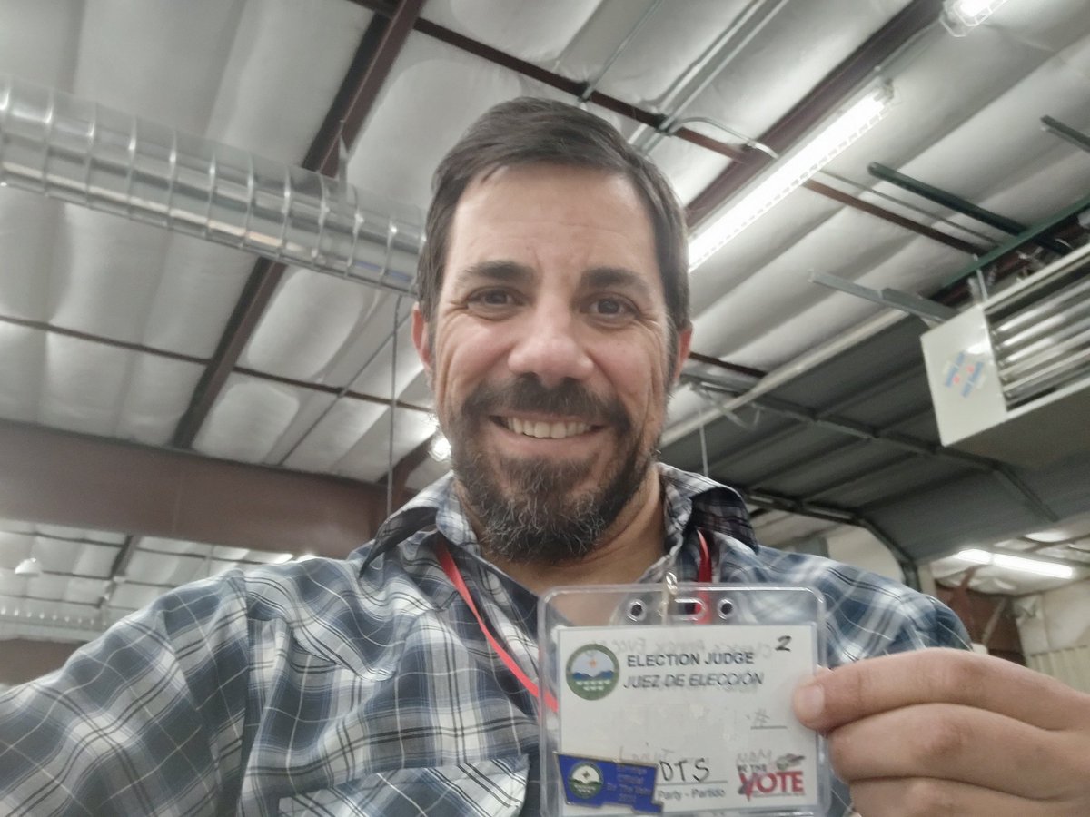 DividedRy's tweet image. Happy election day NM Twitter! Don't forget to vote and tell your favorite election official just how much you ❤️ them!