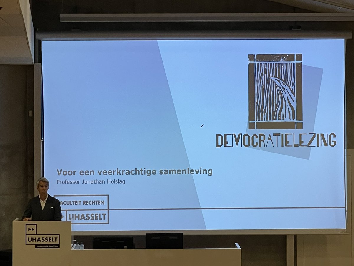 verachtertp's tweet photo. Johan Holslag: ‘Democratie, voor een veerkrachtige samenleving’. Kies voor #zekerheid voor @cdenv voor @NawalFarih Kies niet voor #wereldopzijnkop https://t.co/sxc5UcITVK
