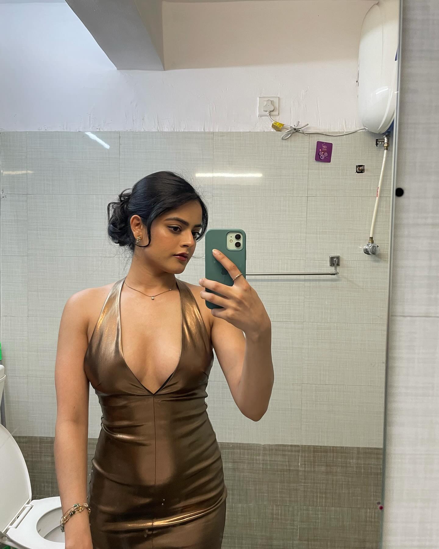 GPPu6u_awAMDnhe?format=jpg&name=large