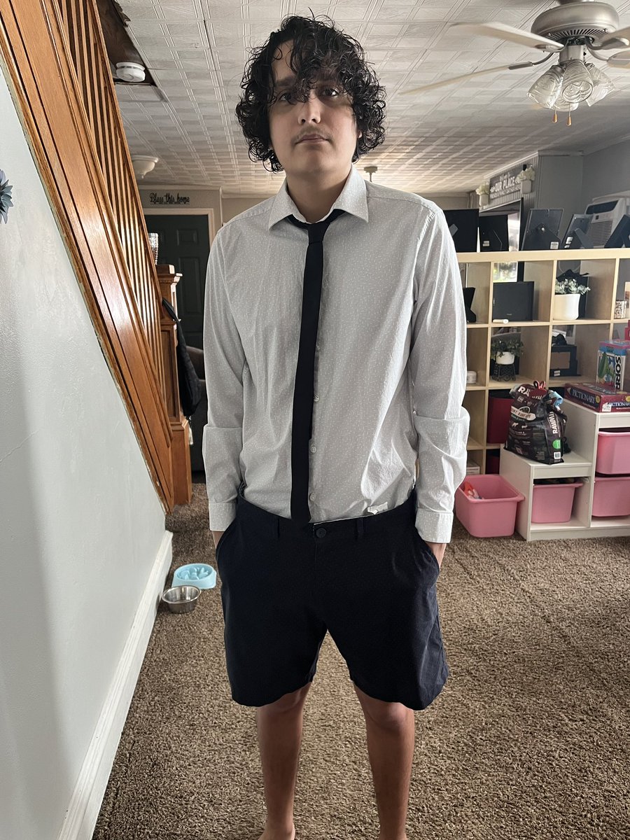 DoomyBooty's tweet photo. @GabeRiv22 I’m dressed for the occasion https://t.co/wJvhokzx5T