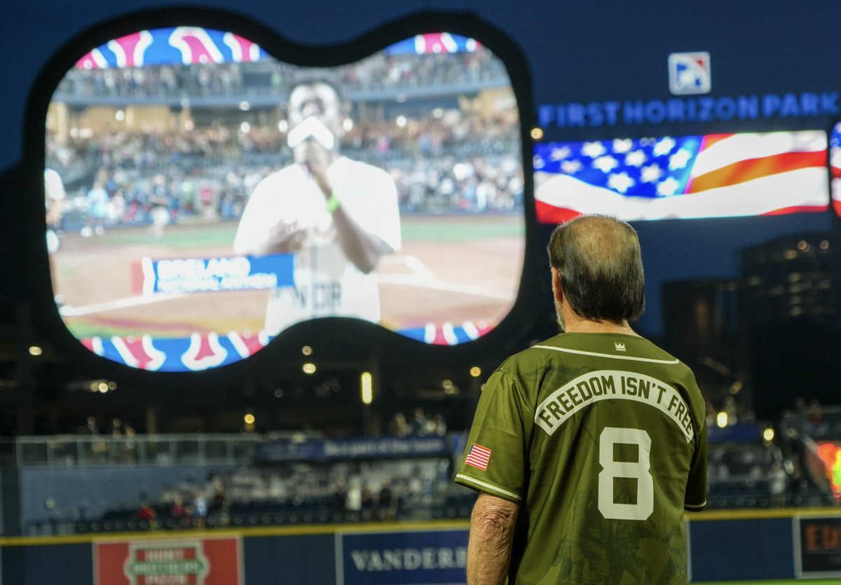 TheLeeGreenwood's tweet image. A great kick off to CMA Fest Week at the Rock ‘N Jock Celebrity Softball Game to support Folds of Honor. 

#foldsofhonor #godblesstheusa @FoldsofHonor