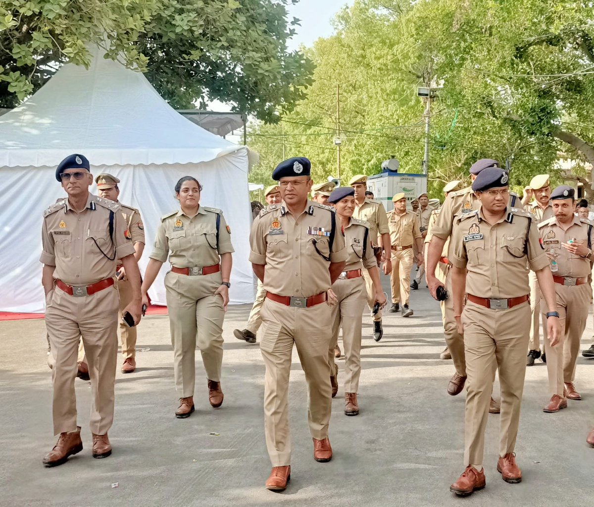 POLICE COMMISSIONERATE KANPUR NAGAR tweet media