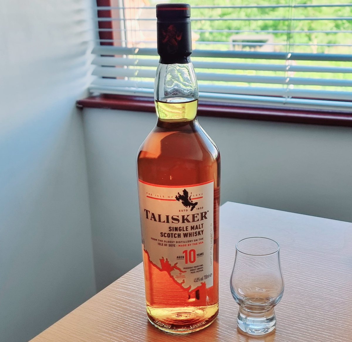 Good news today, I have a new bottle and its full 😀

Talisker #whisky, 10 year old.