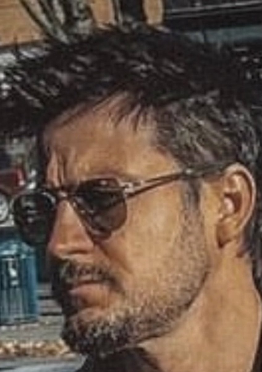 cat_joy9's tweet photo. Love this for #TylerTuesday Love him in his #raybans πΆοΈππ₯ @tyler_hynes
#handsomemanalways @JoshuaShultz π·@hallmarkchannel https://t.co/SvmpZD8I9t