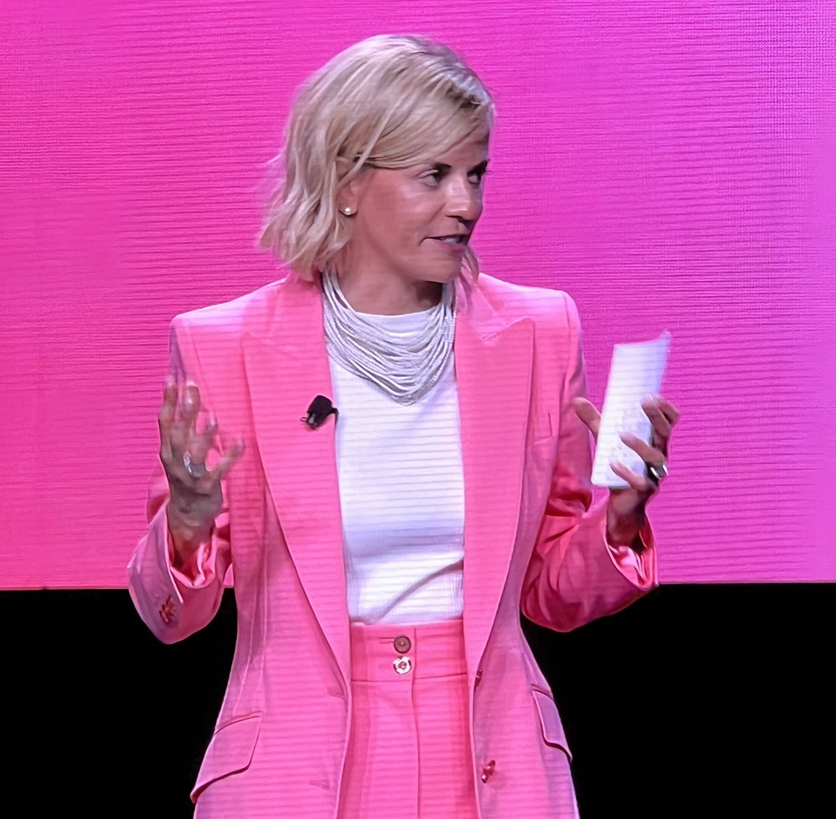 So many great lessons from this morning's <a href="/AICPA/">American Institute of CPAs</a>’s #Engage24 conference keynote by Managing Director of the <a href="/F1/">Formula 1</a> Academy, <a href="/Susie_Wolff/">Susie Wolff</a>. Some of my favorite takeaways were as follows:

💡 Data is valuable, but data can't make decisions. There will always be a human element. It