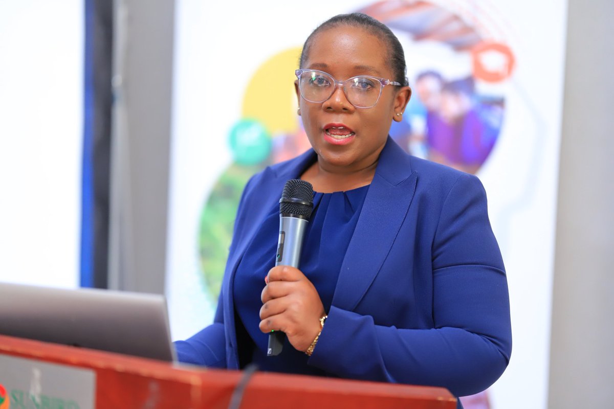 GJU_Malawi's tweet photo. We were honoured to share our findings, upon which various aspects of the new Judiciary Anti-Sexual Harassment Policy are grounded. @Emkalea was able to respond to detailed queries about our research process. 
@DGRU_ @WhyJudgesMatter #AddressingHarassment #EqualityInJustice https://t.co/kx194SIOP5