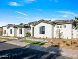 WordPressDave's tweet photo. New Post: 11905 N 83rd Place https://t.co/Nvl1PvC6hx https://t.co/1pIshqUaeR
