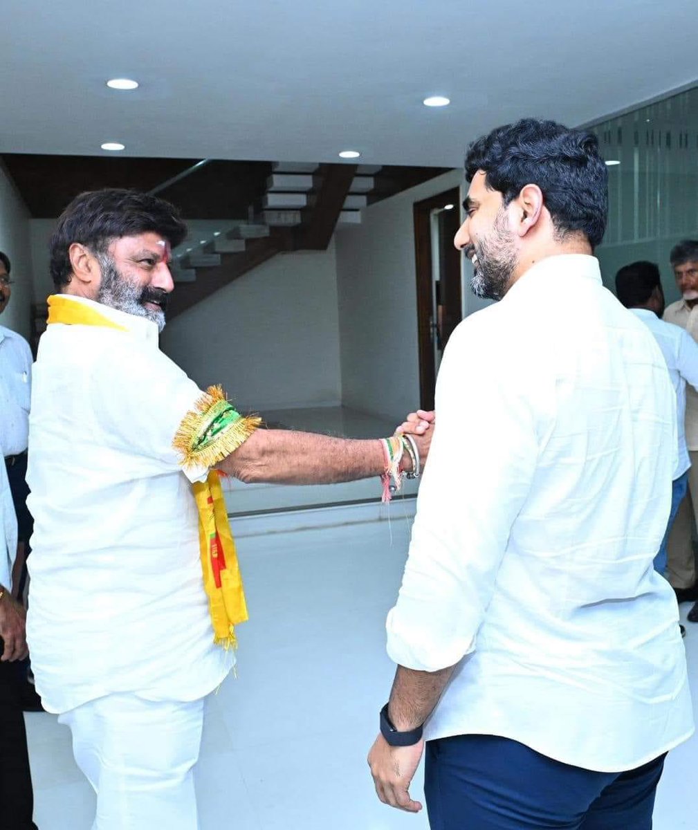 manabalayya's tweet image. #NBK with @naralokesh and @sribharatm celebrating the massive victories💥💥

#ApElections2024 #NandamuriBalakrishna @ncbn
