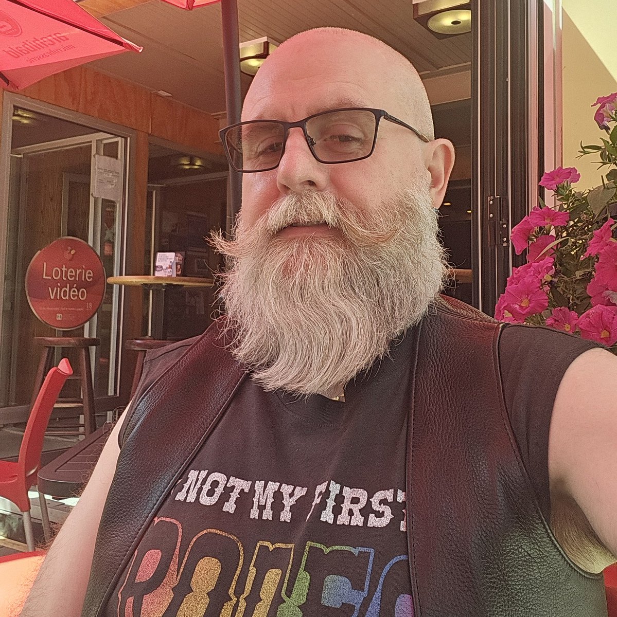 MartylaMoo's tweet photo. #NewProfilePic https://t.co/mQQLgVBEB6