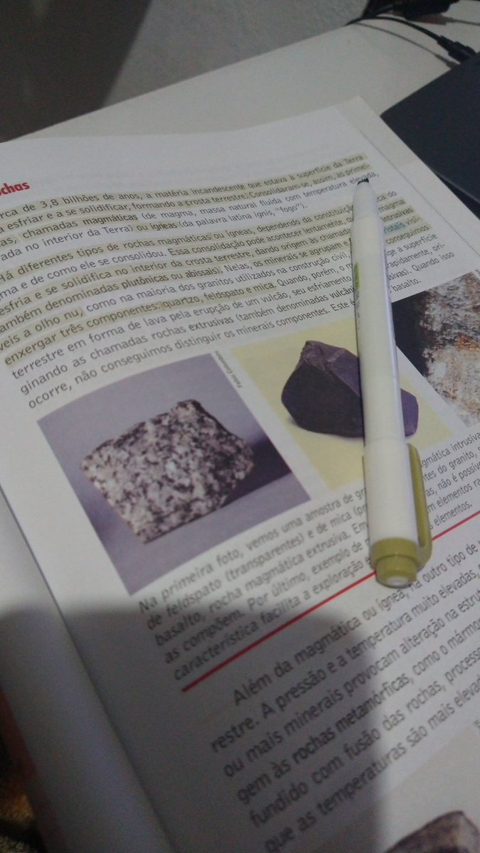 sstudymoons's tweet image. andei sumidinha por causa ade estágio moots, mas ainda tô aqui ♡
Tô começando hoje com geografia e vou seguir pra redação