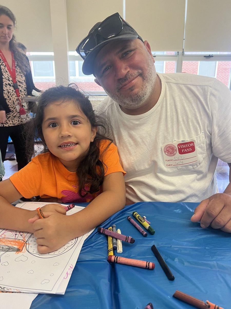 DaweClassroom's tweet photo. Donuts for Dad with our amazing father figures in our room.🍩🥰 #PreKTeam #OTESpride @prekteachernj @tiffanysorto0 @MLopusznick https://t.co/uLg3JoOJSM