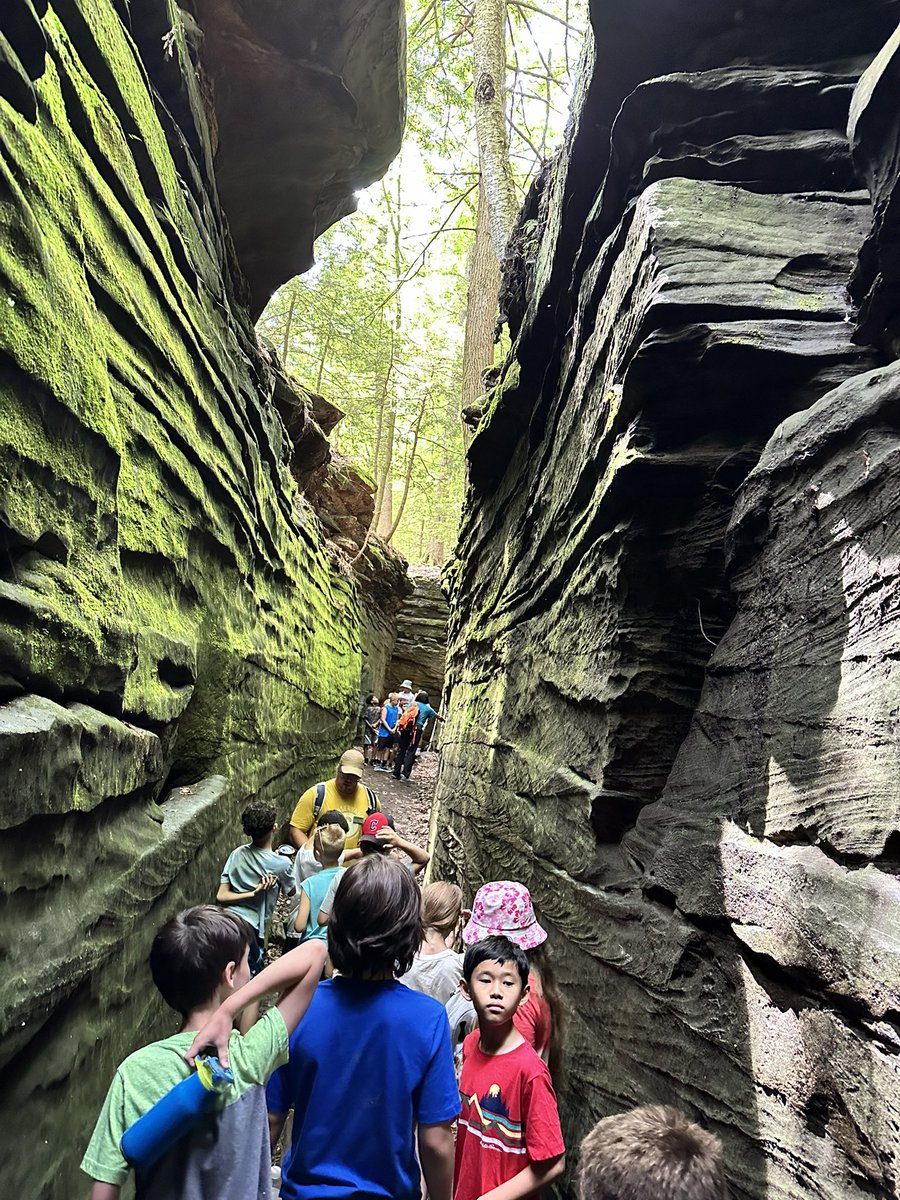 PCSDGifted's tweet photo. We had fun hiking while learning about weathering and erosion at the Ledges in CVNP today. PAGE students were impressed by the striking rock formations! https://t.co/cUEexVUo1k