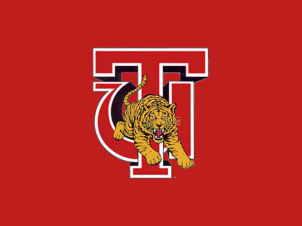 After a Mega Camp session i’m Blessed to say i have received my first offer from Tuskegee university  @Rome_buchanan  @QBHitList @larryblustein @On3Recruits @247recruiting @Rivals