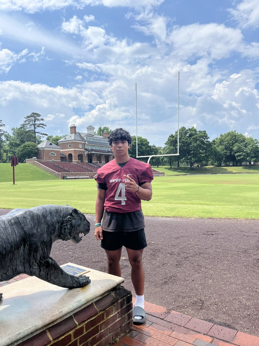 Had a great visit at <a href="/HSC__FOOTBALL/">H-SC Football</a>! Special thanks to <a href="/CoachRWilson/">Ryan Wilson</a> and <a href="/Coach_Luvara/">Vince Luvara</a> to making me feel at home! <a href="/coxfalconfootb1/">Cox Football</a>