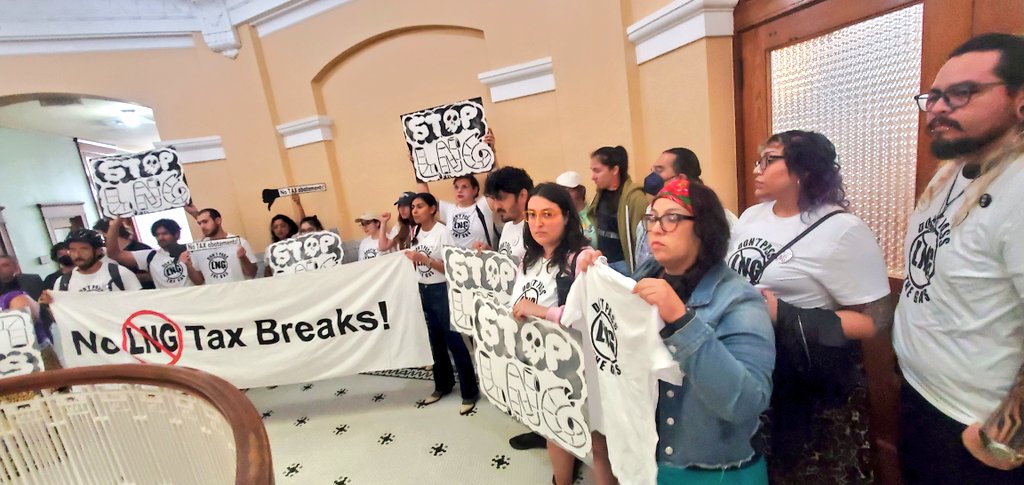 After the vote, Rio Grande Valley residents gathered outside the courtroom to speak out against the wrong decision made by the County Commissioners.

LNG companies not paying taxes is just another example of exploitation and destruction of our low-income people of color community