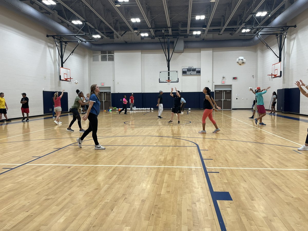 HWagnerHumblePE's tweet image. Summer Summit 2024 Health&PE Day 1! Teachers from Humble, Aldine&Spring ISDs came together to learn soccer skills, instant activities& team building strategies. Amazing! @AldineHPE @SpringISD_HPE @HumbleISD_PL